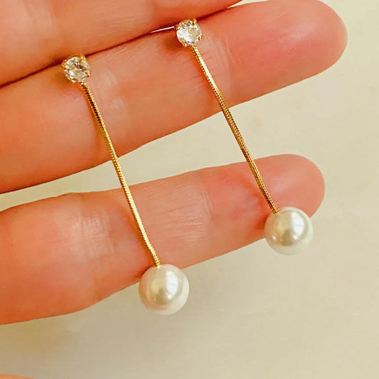 Dangling Pearl Earrings