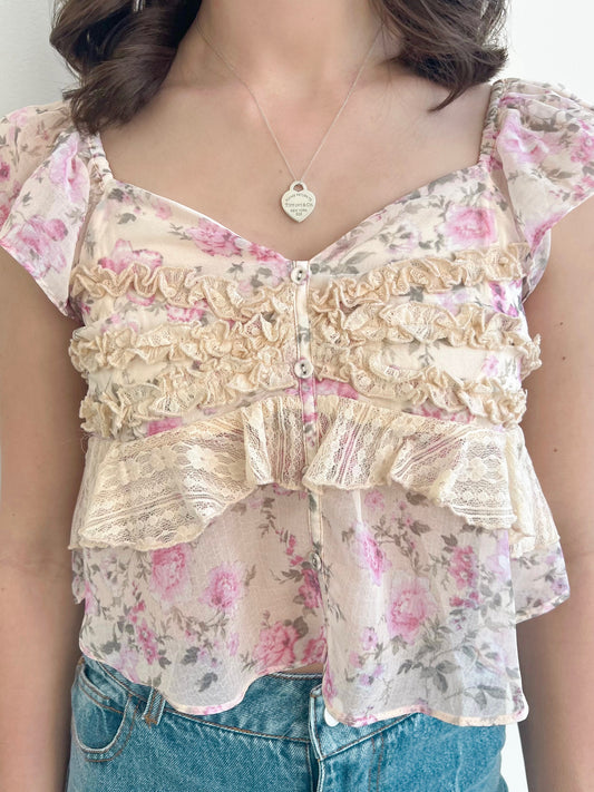Sweetheart Floral Lace Top
