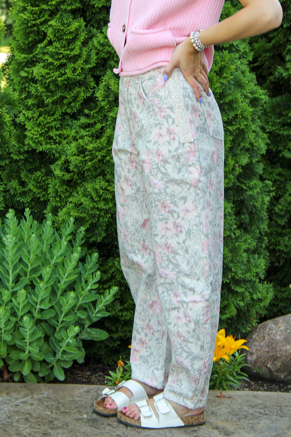 Floral Print Barrel Jeans